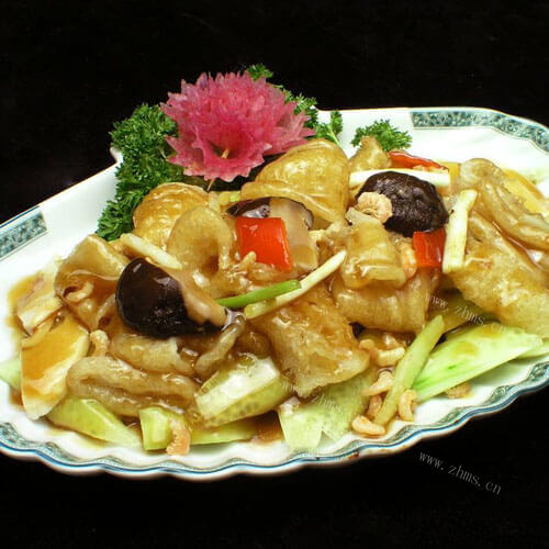 美味的爆炒鱼鳔