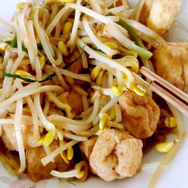 美味的干煽黄豆芽 