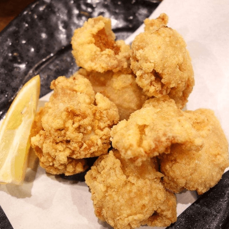 美味的大排档风味炸鸡块