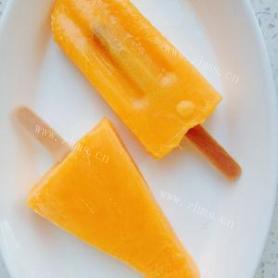 美味的芒果黄桃冰棒
