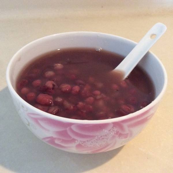 美味的薏仁红豆茶
