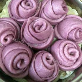 可口的玫瑰紫薯花卷