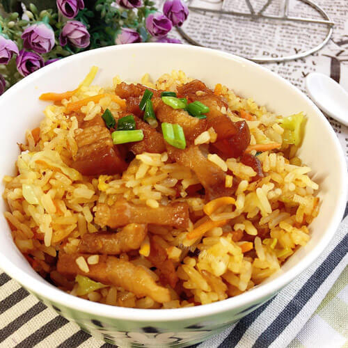 香羊肉蛋炒饭 