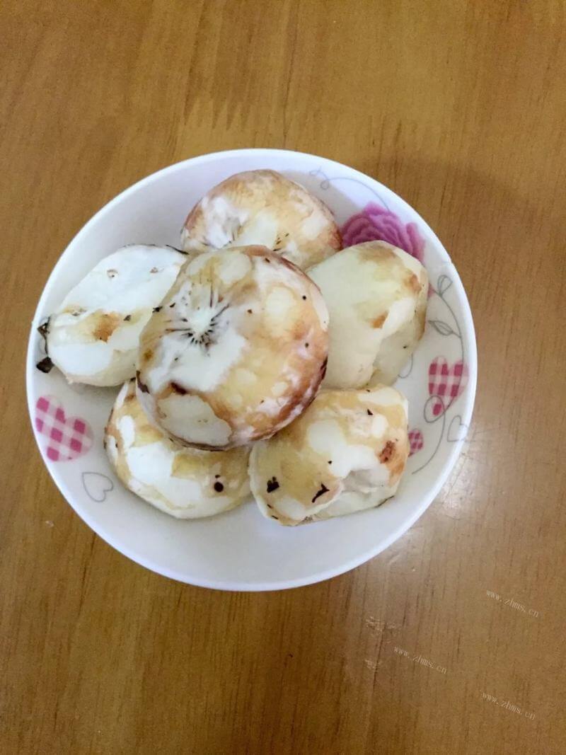美味鲜美肉饼做法图解2)