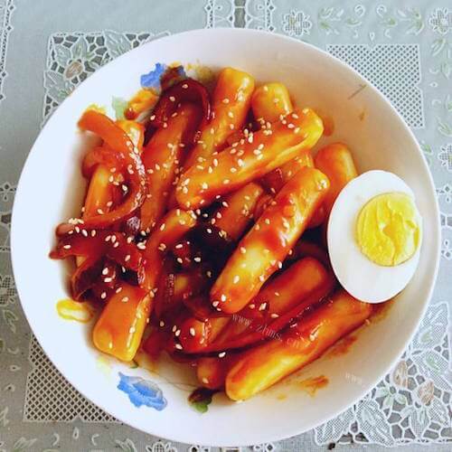 美味的辣味年糕