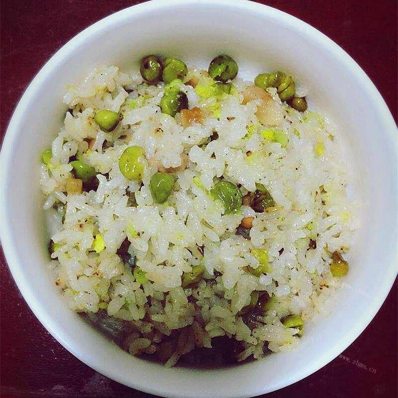 美味简单的懒人豆焖饭