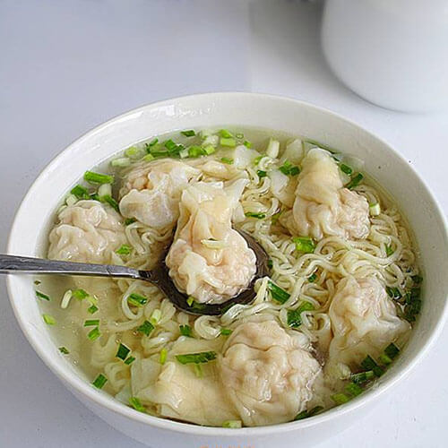 美味的家常云吞面