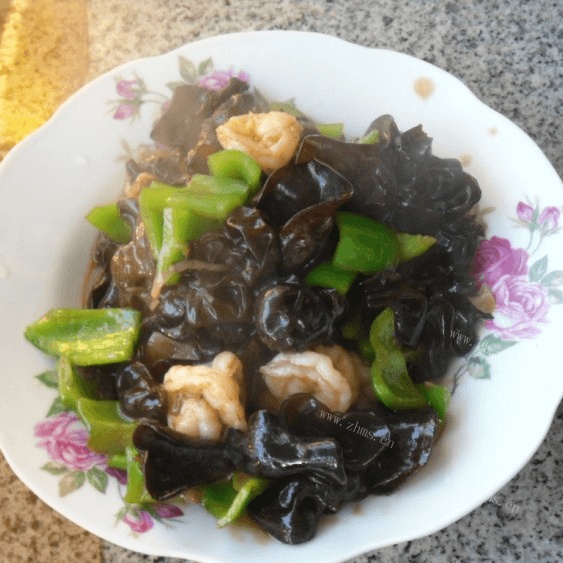 青椒木耳炒虾仁