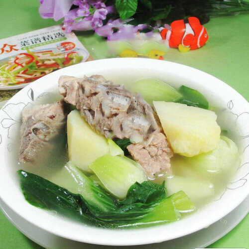 美味青菜土豆龙骨汤