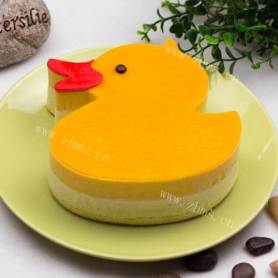 可爱小黄鸭淡酸奶蛋糕
