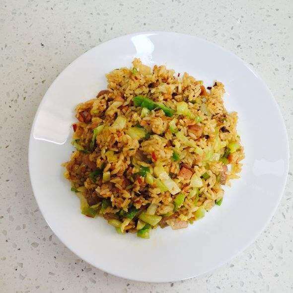 美味咖喱鸡脯鲍菇炒饭