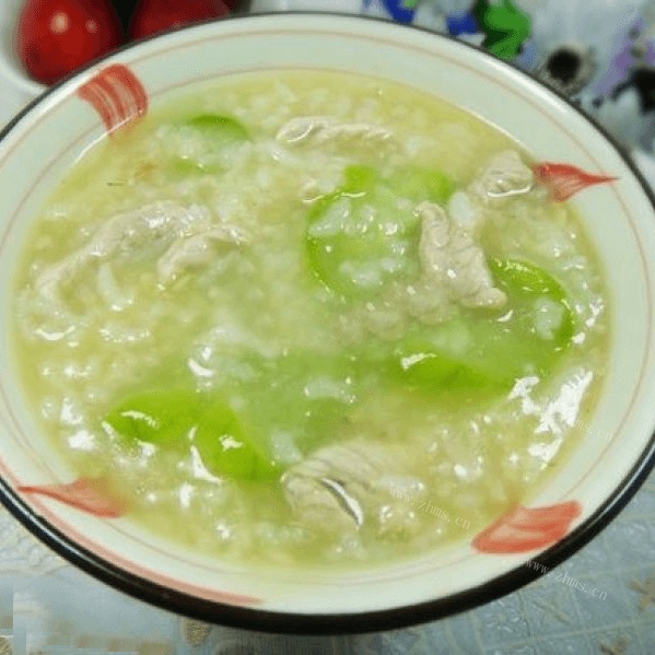 营养美味的丝瓜生料粥