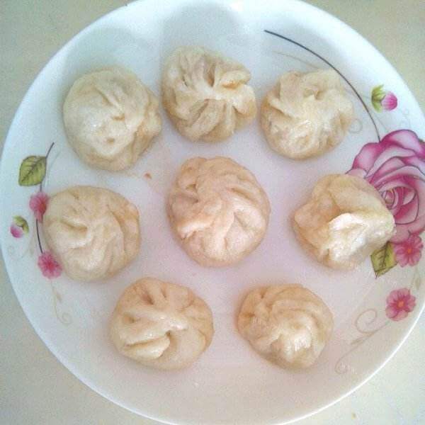 美味的粗纤维麦芯粉肉包子