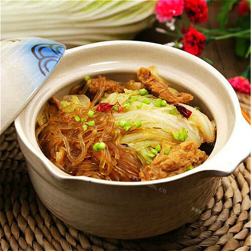 温爽鲜美的大白菜肉末炖粉条
