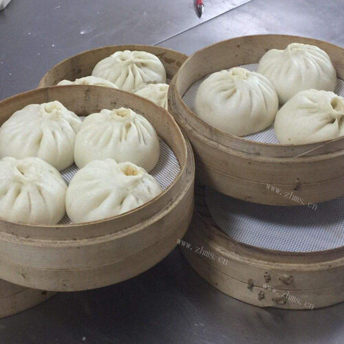 妈妈做的猪肉萝卜大包子