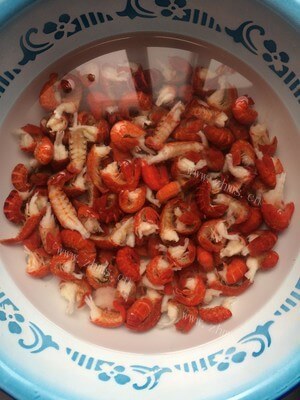 美味的香辣炒虾尾做法图解1)