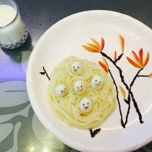营养的童趣早餐