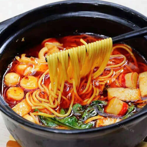美味的幸福早餐排骨米线