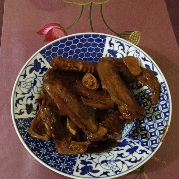 好吃的椒香翅根 
