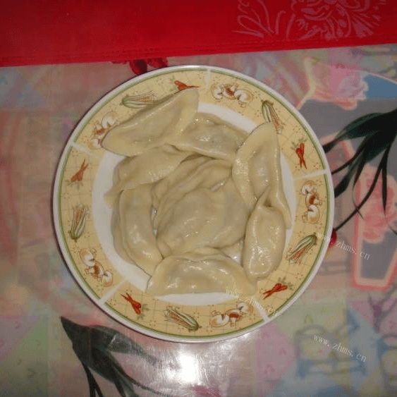 自制酸菜馅水饺