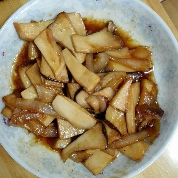 美味的鲍汁兰花杏鲍菇