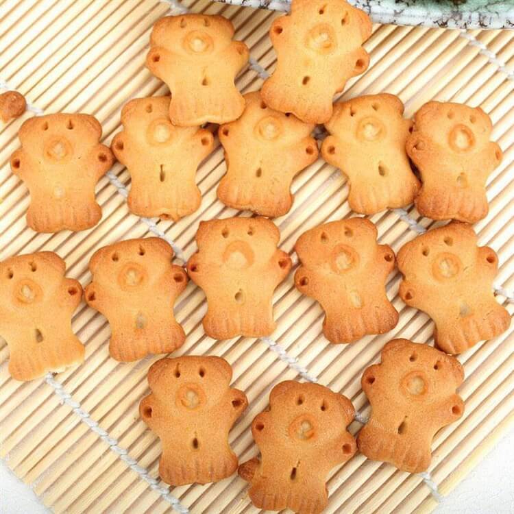 可爱的香蕉磨牙饼干