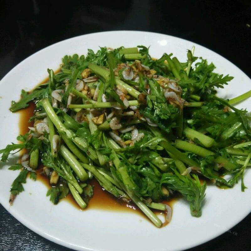 好吃的麻汁茼蒿