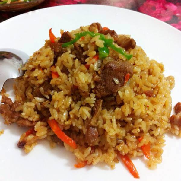 香喷喷的羊排鹰嘴豆抓饭