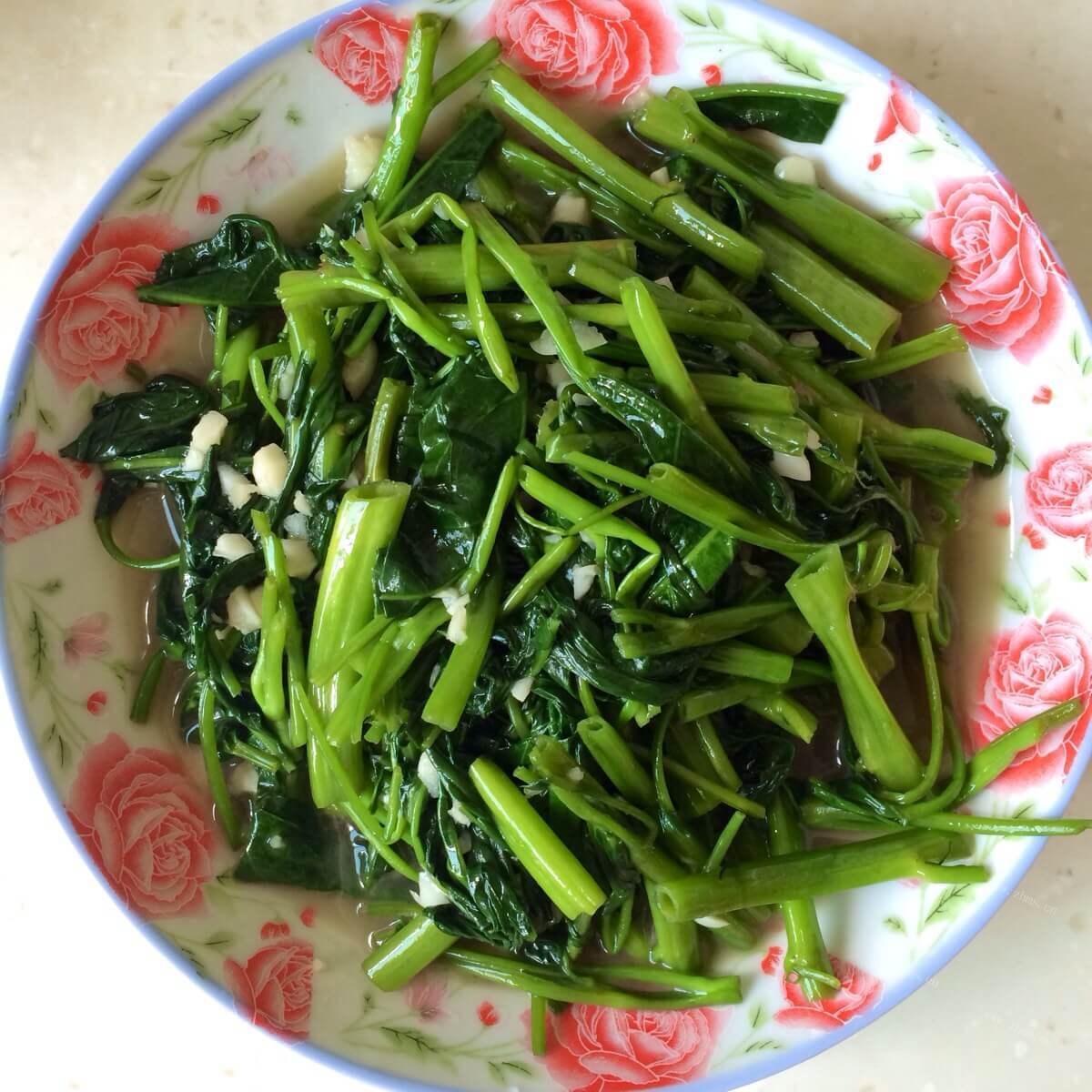 好吃的蒜香空心菜