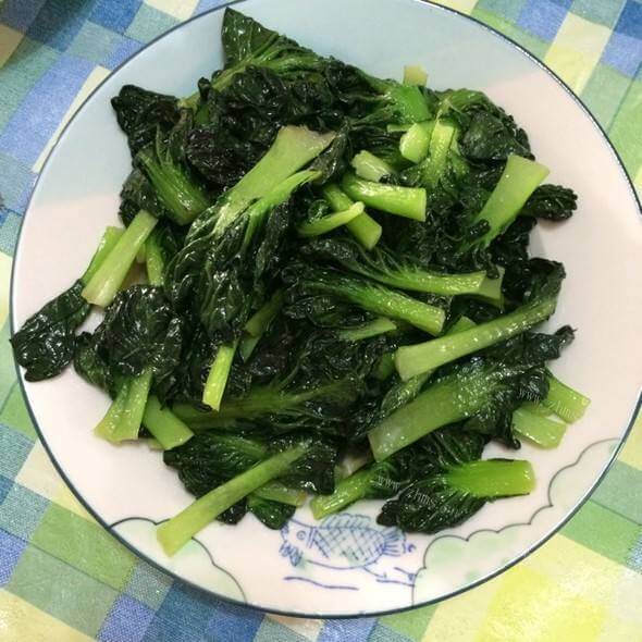 健康可口的菊花菜炒豆制品