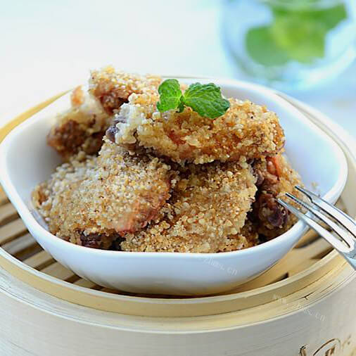 美味的麻辣粉蒸鸡翅