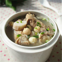 简单的野苋菜头薏米猪骨汤 
