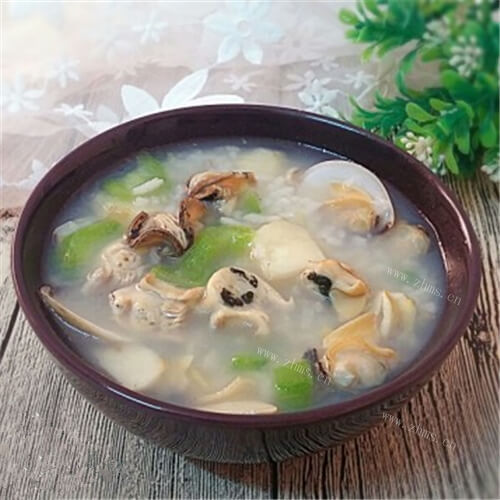 营养粥鲜蔬海鲜粥
