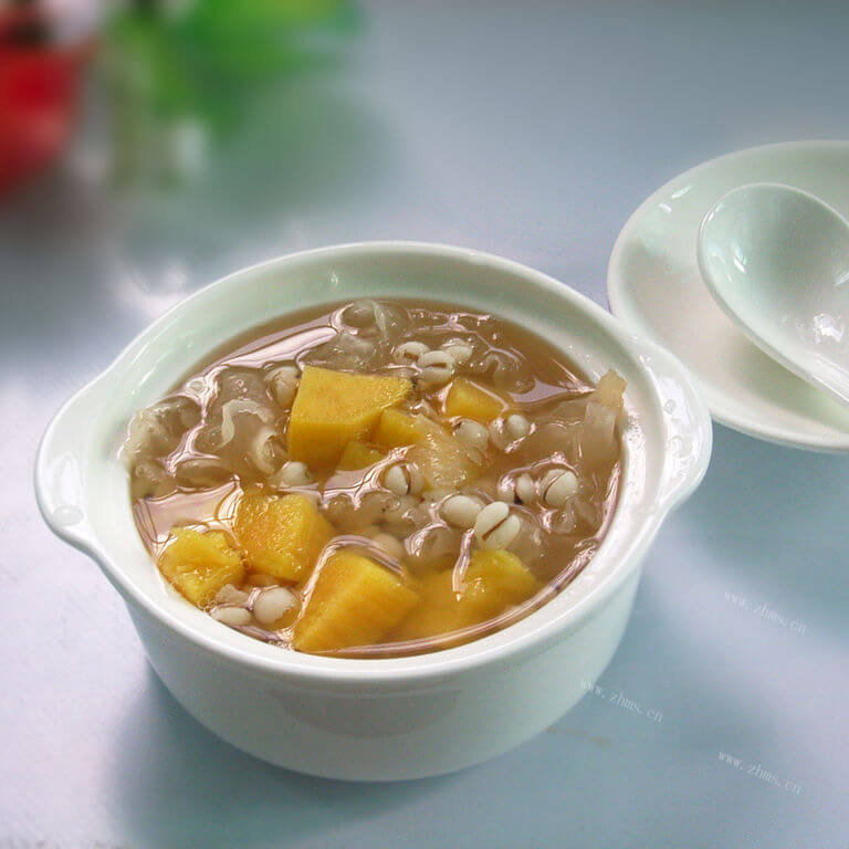 香糯银耳薯粉糖水
