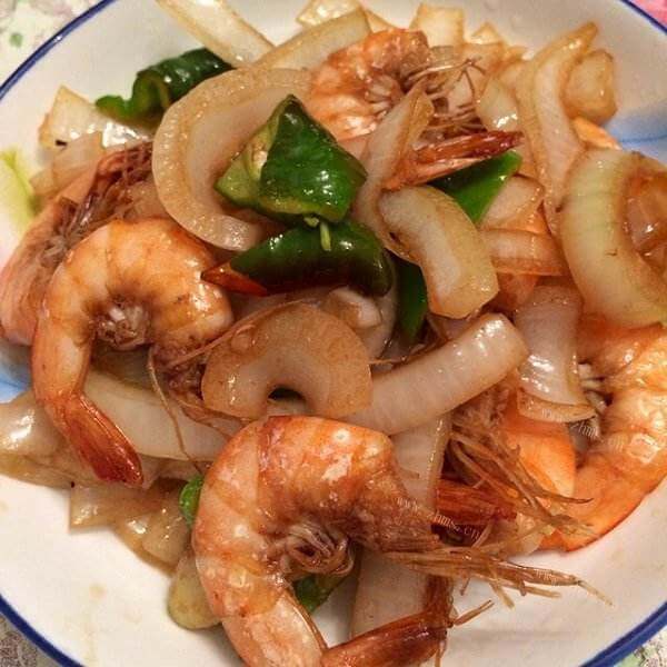 自制干锅洋葱海虾