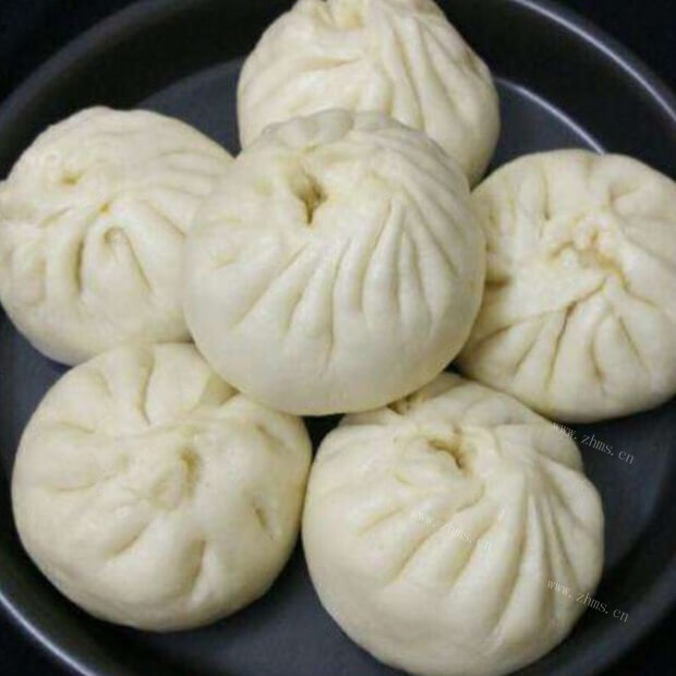 特色大头菜辣椒包子