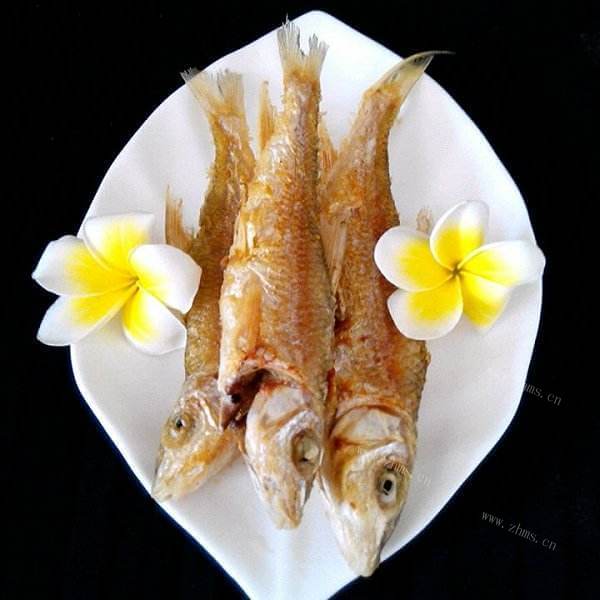 煎海鲫鱼