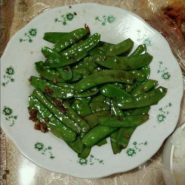 美味的蒜香荷兰豆