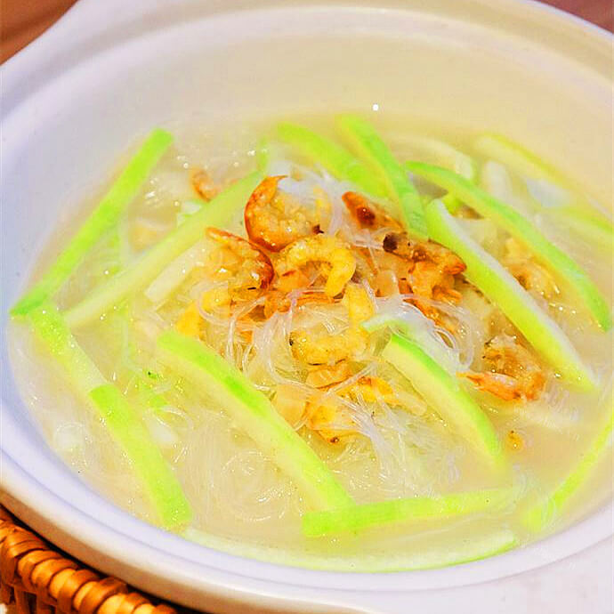 好喝的节瓜粉丝皮蛋汤