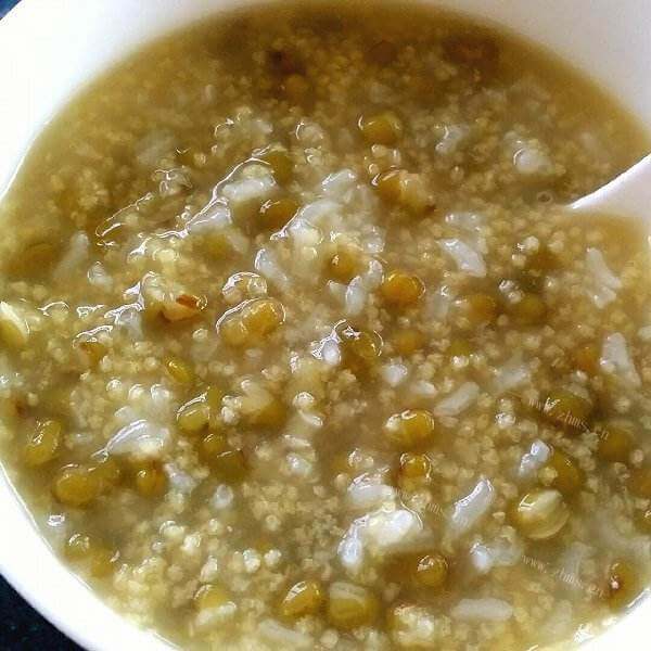 美味的雪耳绿豆粥