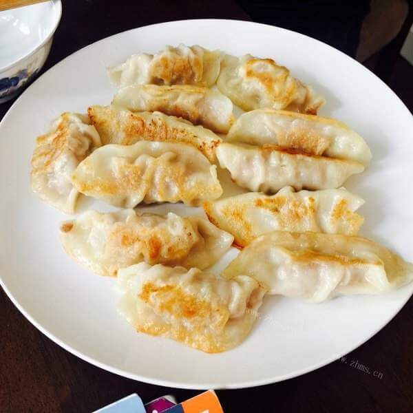 好吃的韭菜虾米煎饺