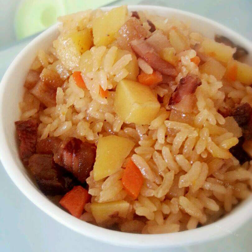 美味肉末土豆焖饭