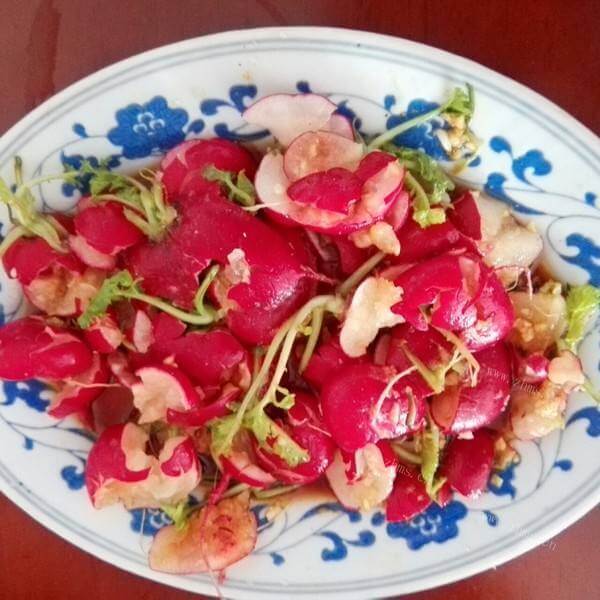 五味俱全的凉拌洋花萝卜