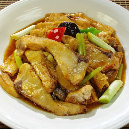美味花肉焖腐竹