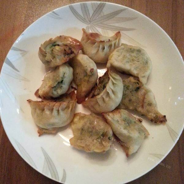 美味的双瓜猪肉馅饺子
