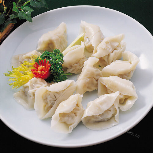 鲜美的鲜肉萝卜水饺