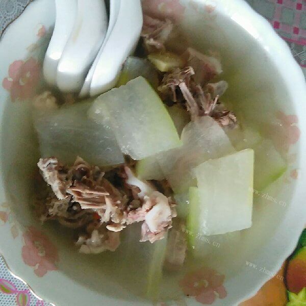 美味的肉骨冬瓜汤