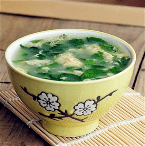 美味的莴苣叶鸡蛋汤