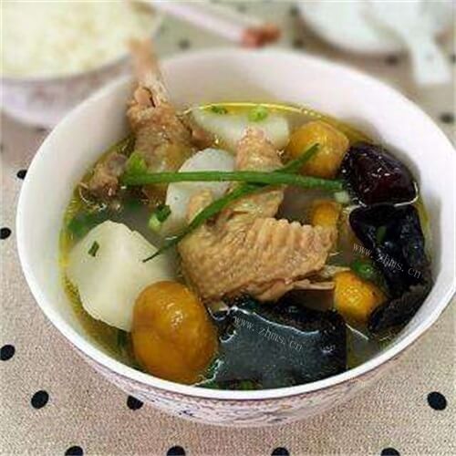 「美味可口」栗子山药鸡汤