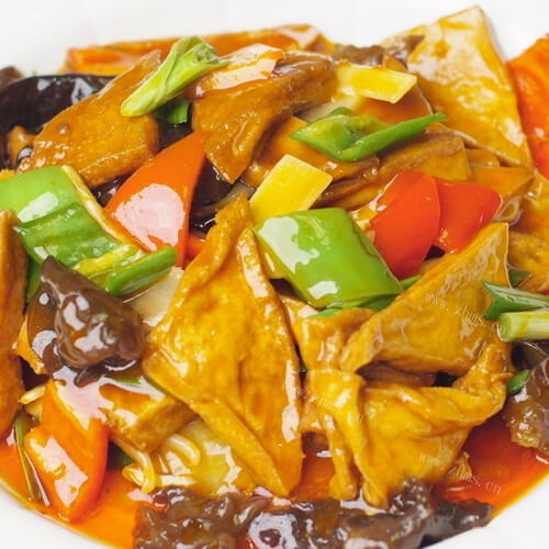 美味腊肉锅塌豆腐